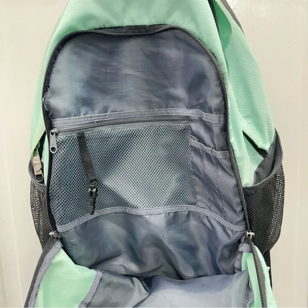 Adidas Excel V turquoise backpack all zippers function great waterbottle pockets